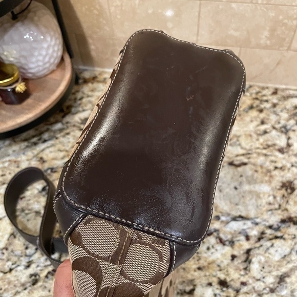 COACH Shoulder Bag Signature Brown Canvas - Picture 4 of 13